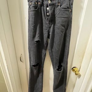 Aéropostale 90s baggy ripped jeans in black.